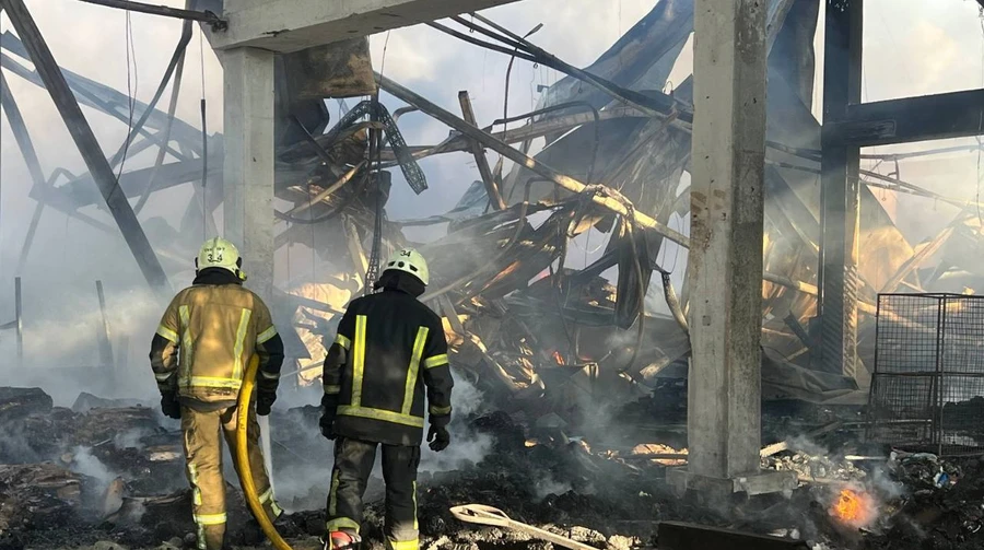 У Борисполі через російську атаку загинула людина: пошкоджений будинок та підприємство