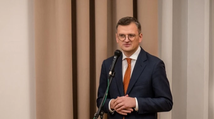 Кулеба вірить у рішення про заморожені активи Росії в 2024 році, хоч і частинами