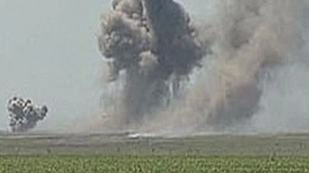 At a military depot in Russia, a shell explosion killed four people ...