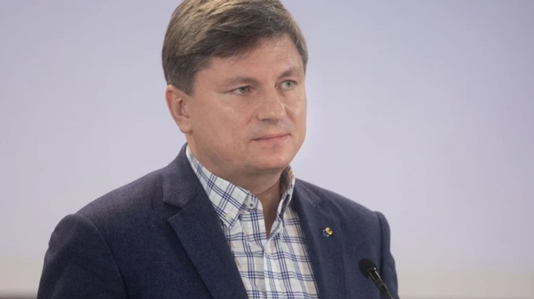 ЄС вимагає скликати позачергове засідання Ради