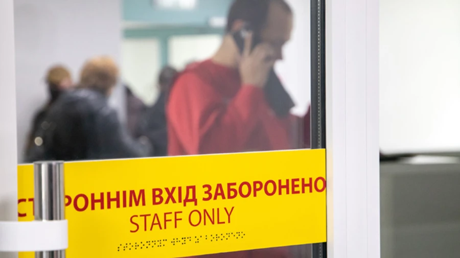 В Киеве более 1700 новых случаев COVID, заполнены 53% коек в больницах