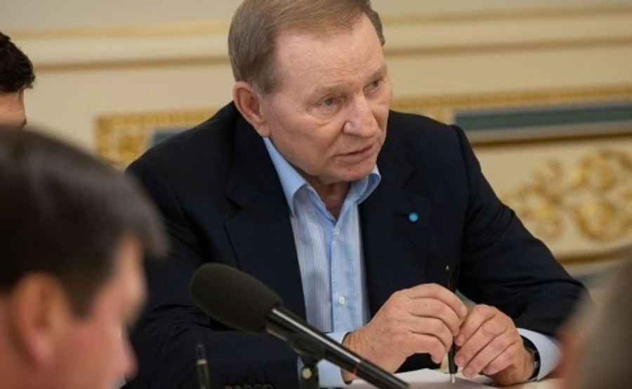 РосСМИ опубликовали подписи всех сторон под формулой Штайнмайера