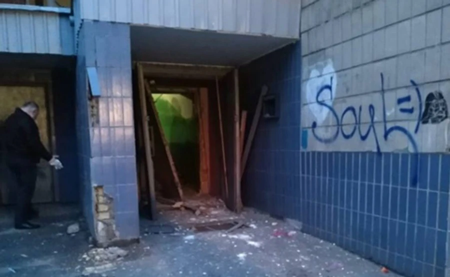 Вибух у київському під'їзді: поліція з'ясувала причину