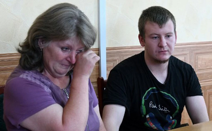 Мати засудженого росіянина Агєєва просить допомоги у Путіна і Трампа