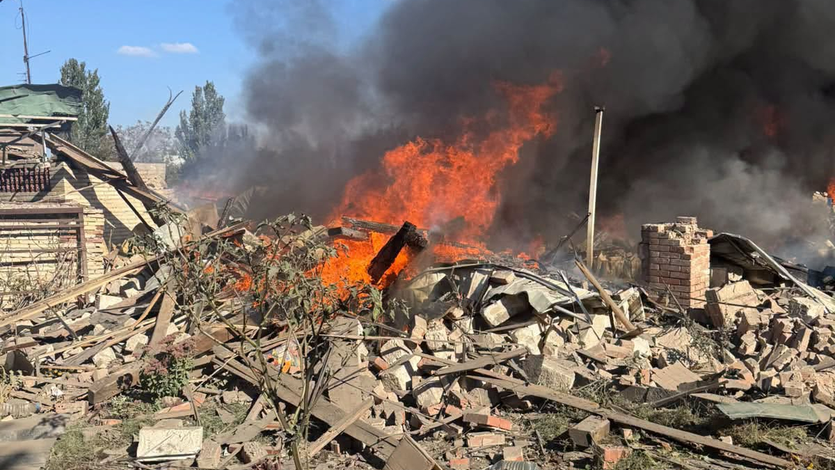 Одна загибла і троє поранених через три російські авіаудари по Слов’янській громаді Одна загибла і троє поранених через три російські авіаудари по Слов’янській громаді