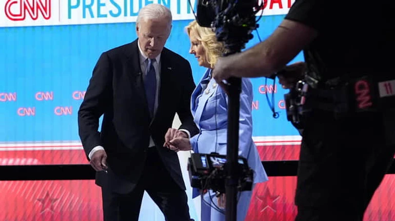 Катастрофа у прямому ефірі: як Байден провалив президентські дебати у США і що буде далі