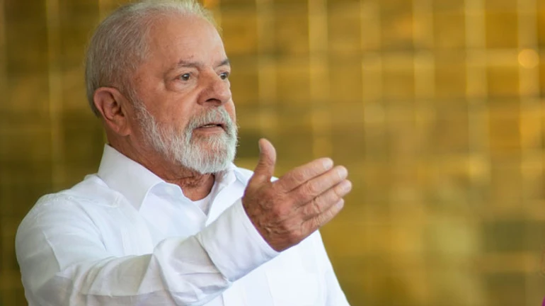 Brazilian president proposes Ukraine cede Crimea to Russia to stop the war