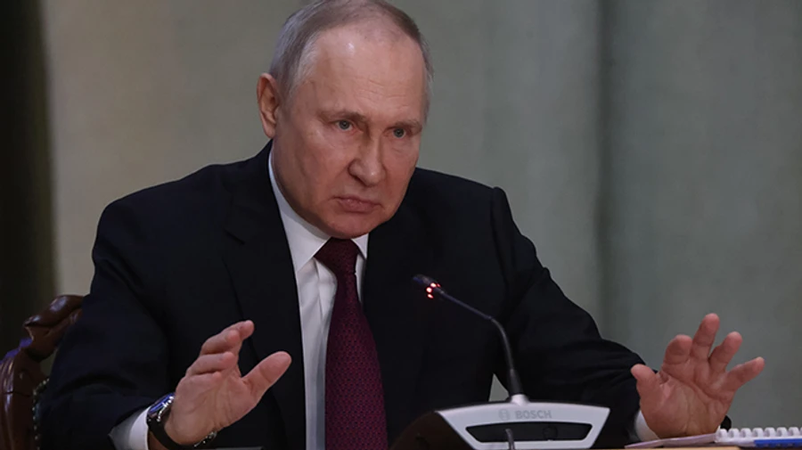Kremlin claims Putin did not take ICC warrant for his arrest to heart