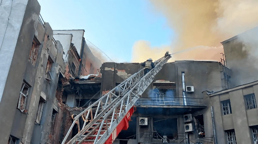 Russia attacks Kharkiv again: civilian casualties