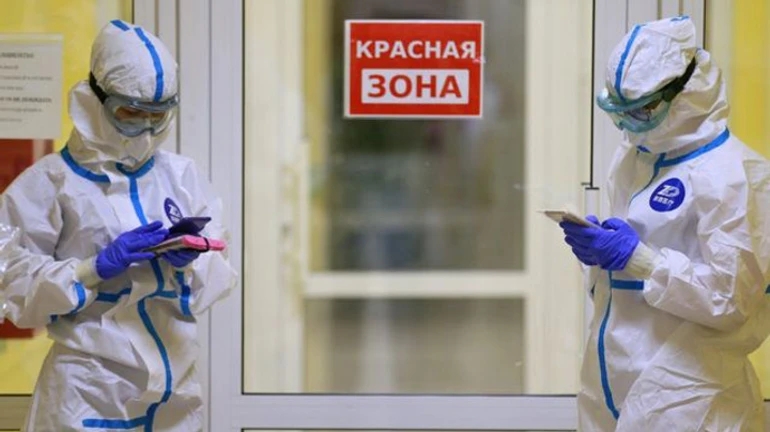 В России третий день подряд рекорд смертей от COVID 