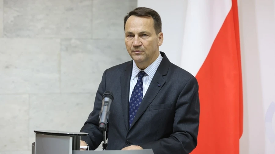 Сікорський відповів Путіну: Турбує військова допомога Україні – відмовтеся від зброї КНДР та Ірану