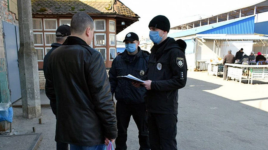 За 3 дня полиция поймала более 1,5 тысячи нарушителей локдауна