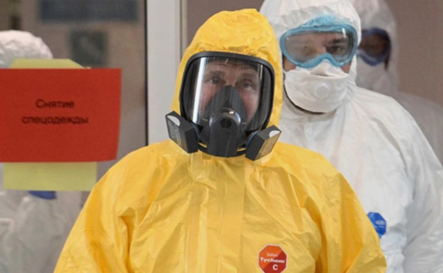 Песков подтвердил, что коронавирус добрался к администрации Путина