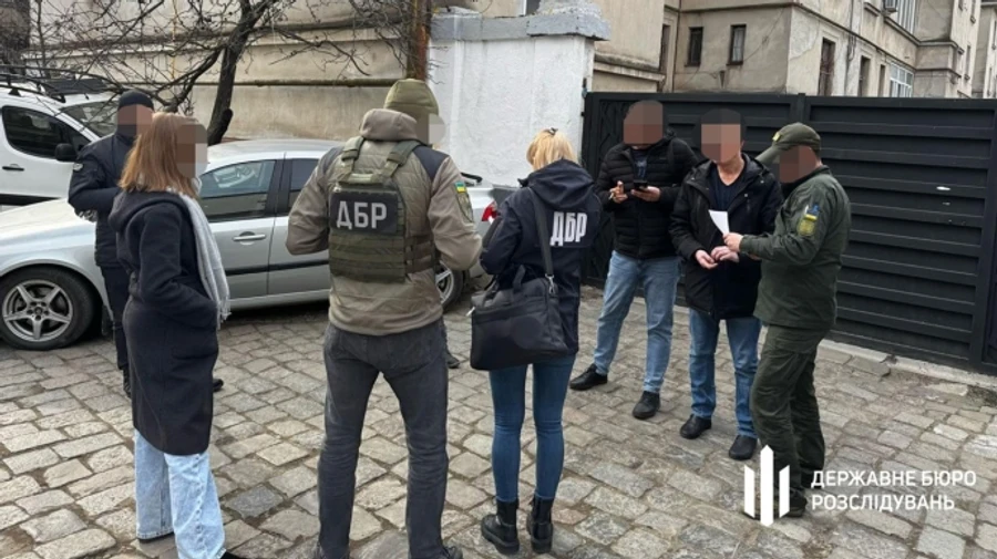 ГБР: На Прикарпатье за полгода нелегальный канал переправил через границу не менее 150 мужчин