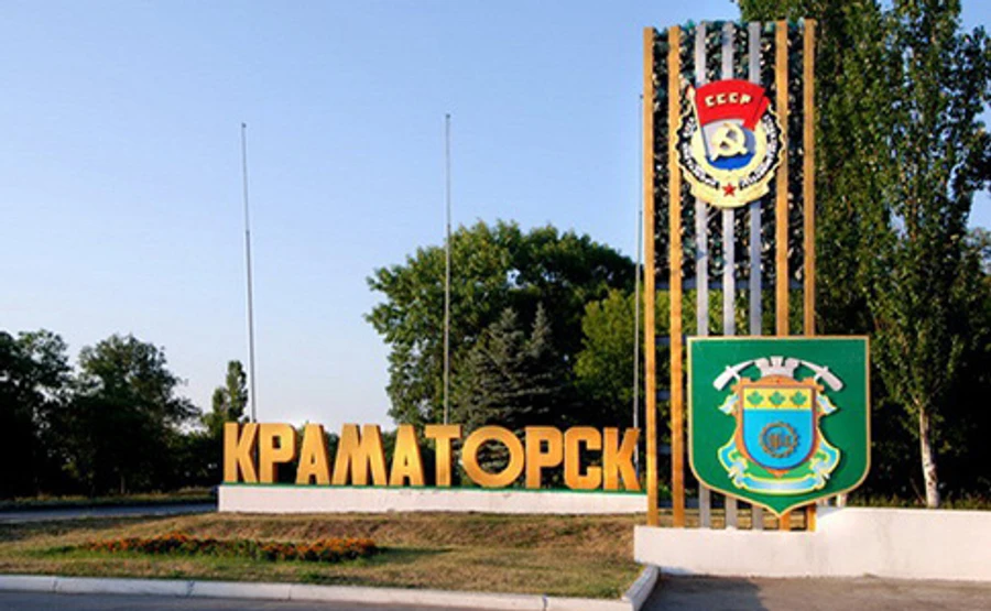 В Краматорске разбили вход в офис филиала НСТУ