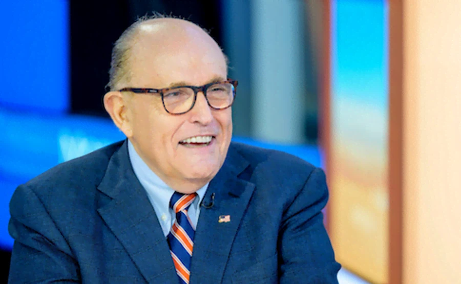 Джуліані запросили до Сенату розповісти про поїздку в Україну