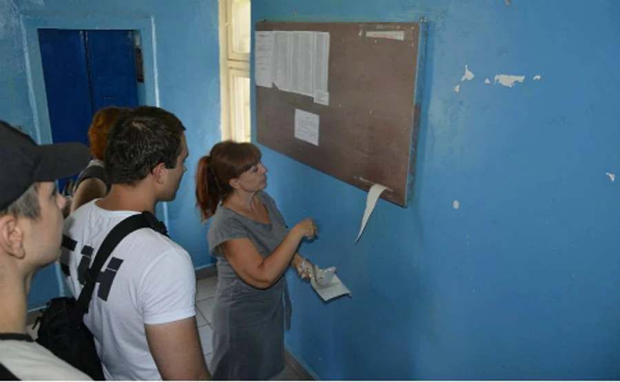 Националисты из С14 пришли в студенческое общежитие из-за объявлений на русском