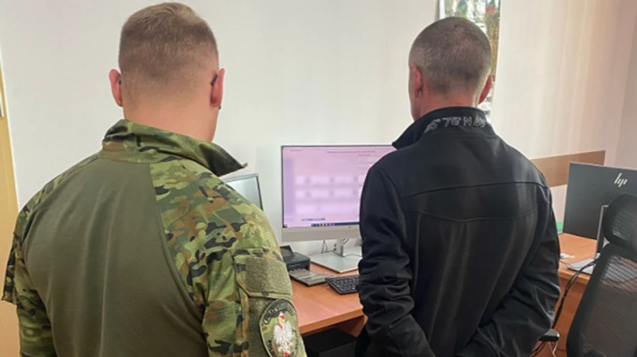 У Польщі вирішили депортувати шістьох українців – п’ятеро вже виїхали