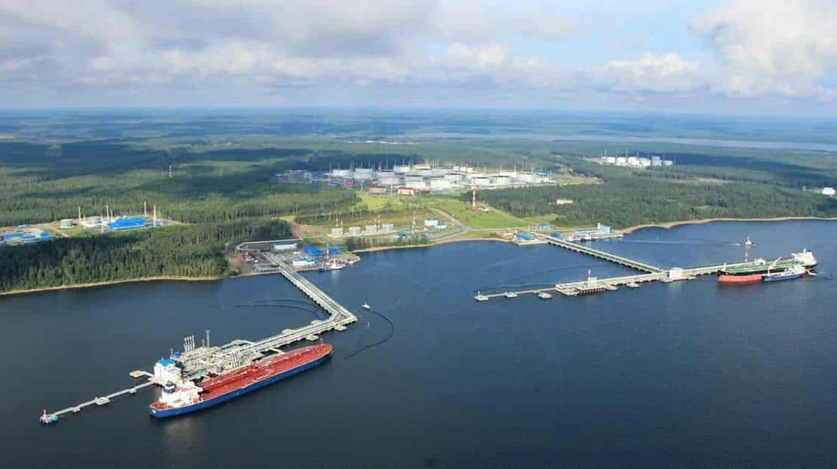 Drones strike 2 Russian shadow fleet tankers at oil port of Primorsk ...