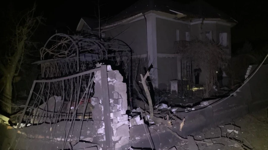 Russians attack Dnipropetrovsk Oblast: 2 killed, houses and cars damaged – photo