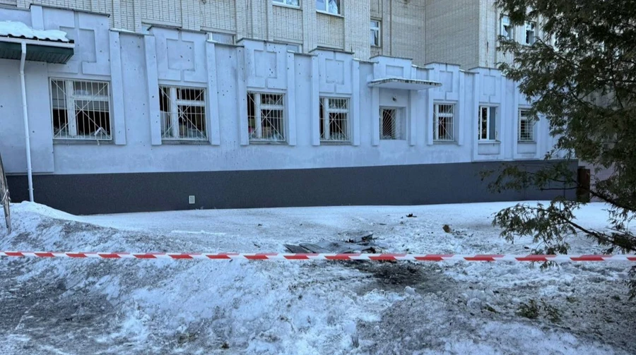 Росіяни вдарили безпілотниками по лікарні у Сумах