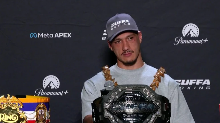 Австралійський Усик став першим в історії чемпіоном Zuffa Boxing