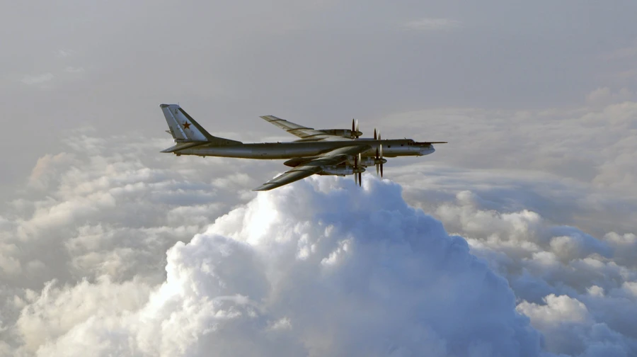 У Росії злетіли борти стратегічної авіації, можливий обстріл