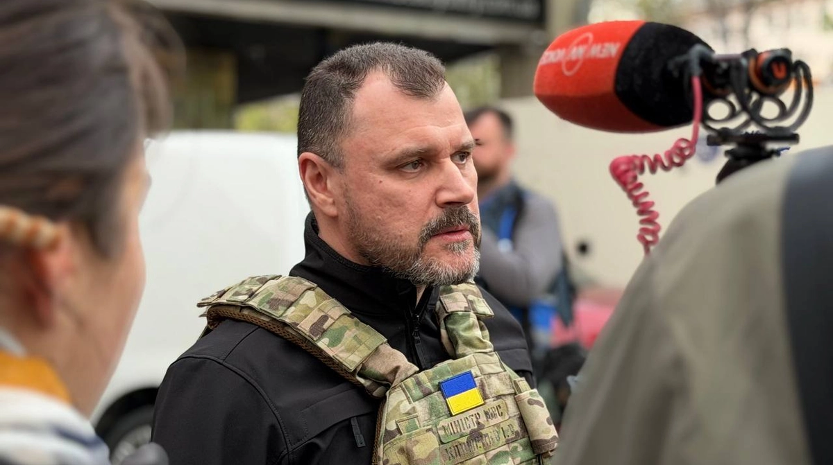 Ukraine's interior minister on terrorist attack in Kyiv: people must be given right to armed self-defence