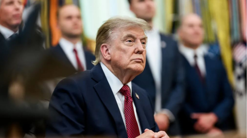 Трамп пообіцяв знайти і ув’язнити тих, хто розказує ЗМІ про дефіцит боєприпасів у США