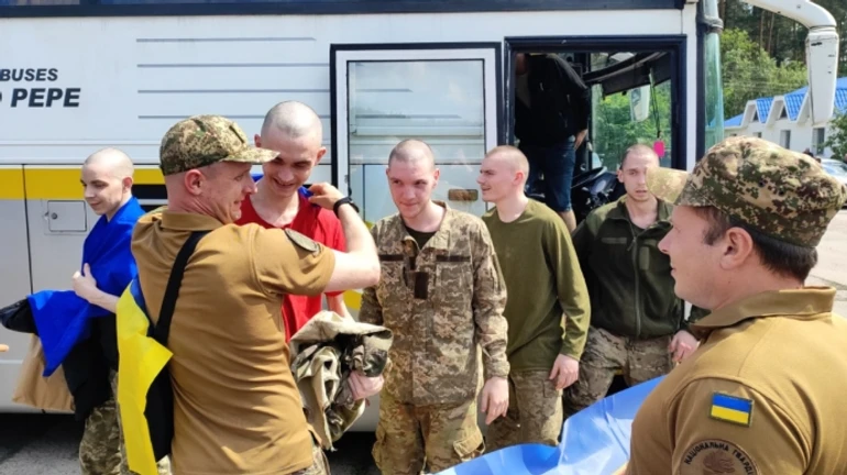 Появилось видео, как Украина вернула первую группу бойцов в возрасте до 25 лет 