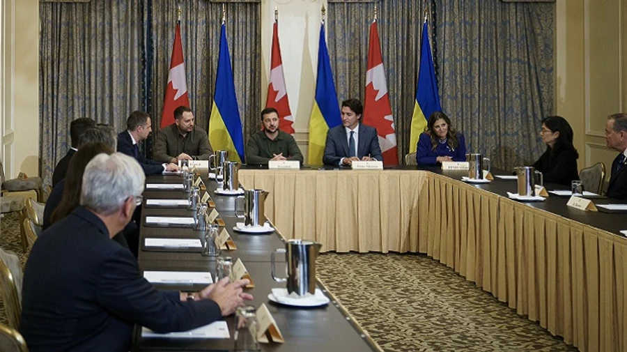 Zelenskyy invites Canadian businessmen to rebuild Ukraine