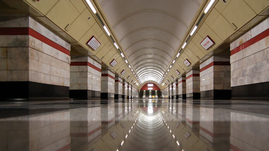 Станция Сырец была временно закрыта: поломался поезд метро