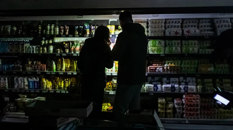 Эффект генератора: бизнес адаптируется к отключениям и это влияет на цены