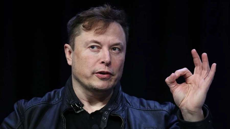 Маск возразил, что его спутники вытесняют конкурентов