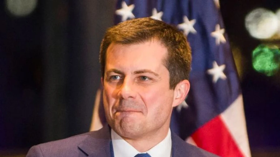 США на саммите Крымской платформы будет представлять министр транспорта