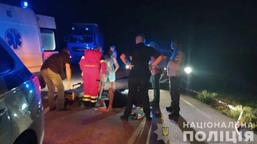 В Запорожской области обстреляли микроавтобус: есть раненый