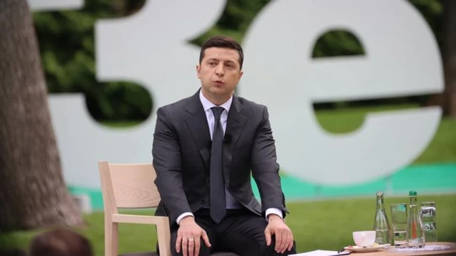 Зеленского просят запретить 5G из-за негативного влияния