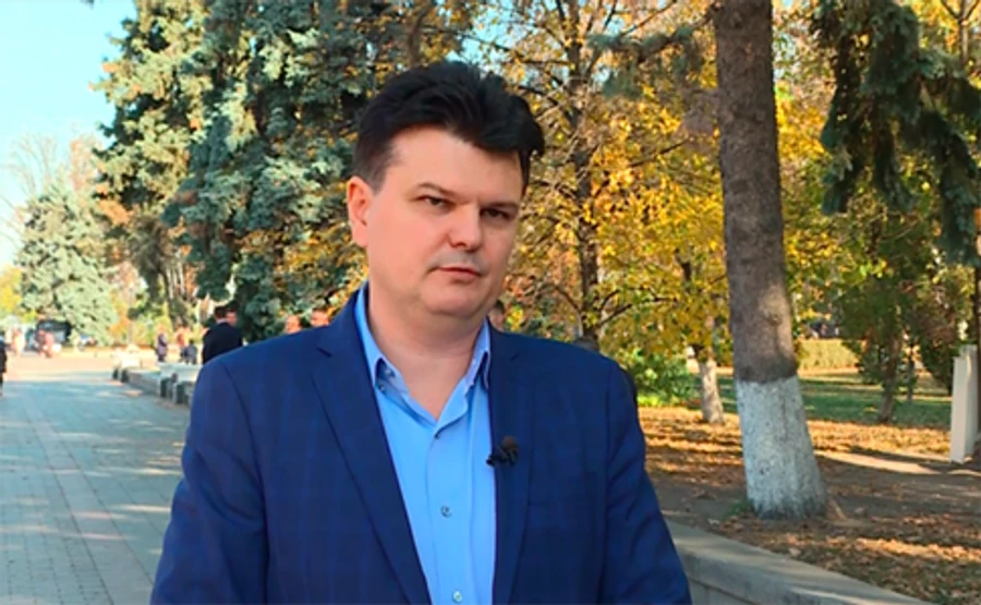 Нардеп Слуги народа уверяет, что излечился от COVID-19 и собрался домой