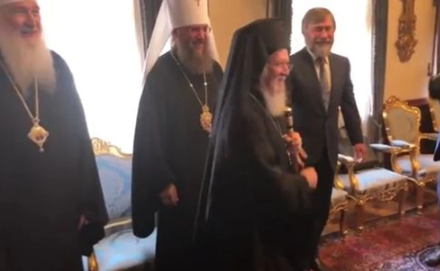 Новинский ездил к Варфоломею ставить палки в колеса автокефалии – СМИ