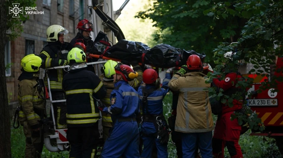 Комбинированный удар по Киеву: количество погибших возросло до 9, среди них ребенок