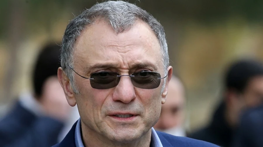 Russian oligarch and politician retained stake in SpaceX for 4 years under US sanctions – Bloomberg