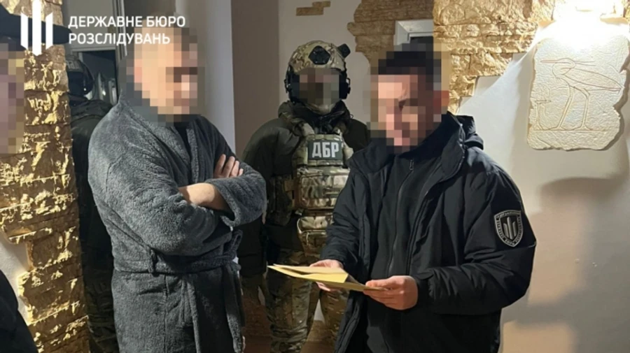 В воинской части спрятали ночной оптики на 4 млн в кучу мусора: замкомандира получил подозрение