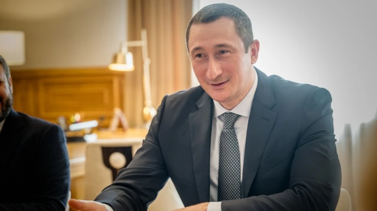 Чернишов має повернутися з відрядження – Зеленський