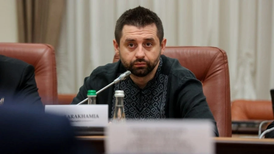 Сырский проводит аудит Сил обороны, потому что есть подразделения, которые вообще не были на фронте - Арахамия