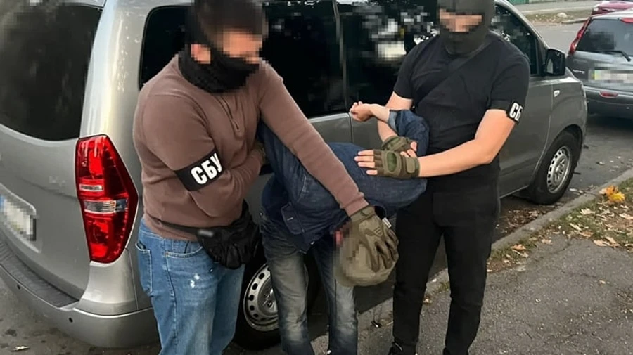 СБУ затримала бізнесмена, який хотів вступити до Армії дронів, щоб шпигувати для ФСБ