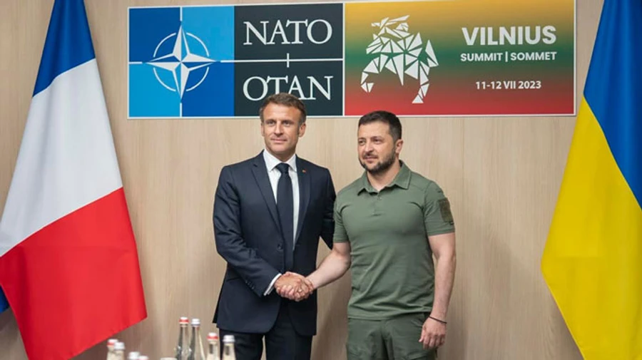 Франція не визнає анексію Росією окупованих українських територій − Макрон