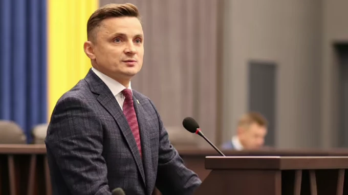 Затриманий на хабарі голова Тернопільської облради повернувся на роботу