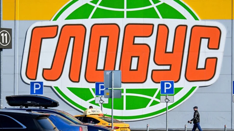 У Празі скандал через програму обміну досвідом з магазинами німецької мережі в РФ