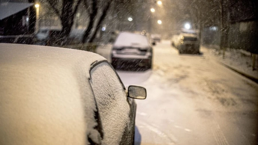 Українців попередили про штормовий вітер і загрозу лавин