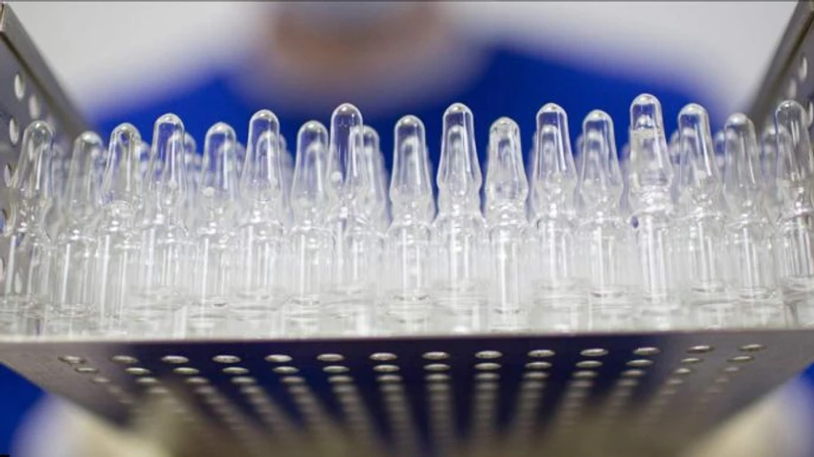 Багаті країни закупили вакцин проти COVID на 300% щеплень, а бідні – на 10%